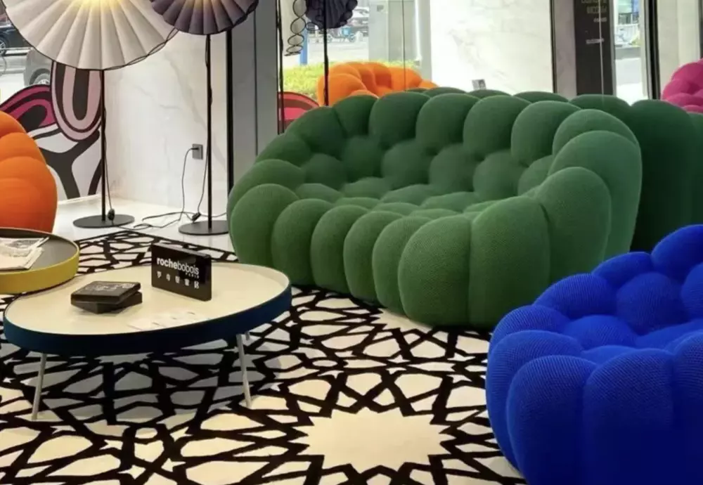 bubbly couch